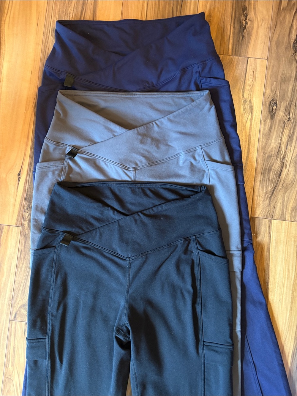 3/$20 New No tags Baleaf Flare Active Pants with Crossover Waistband
